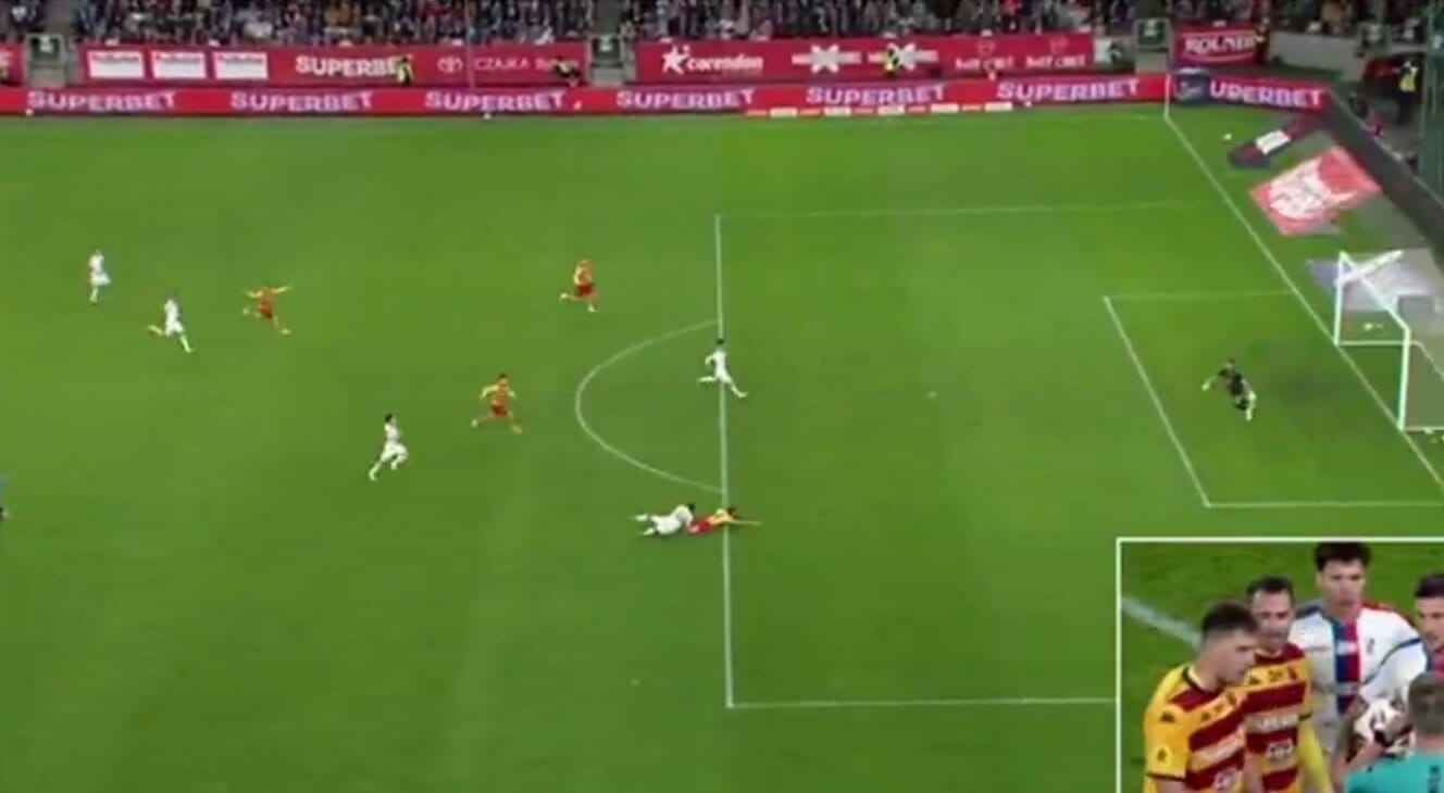 Ogromny błąd sędziego w hicie Ekstraklasy. Po meczu spotkał się z piłkarzami Obraz wpisu