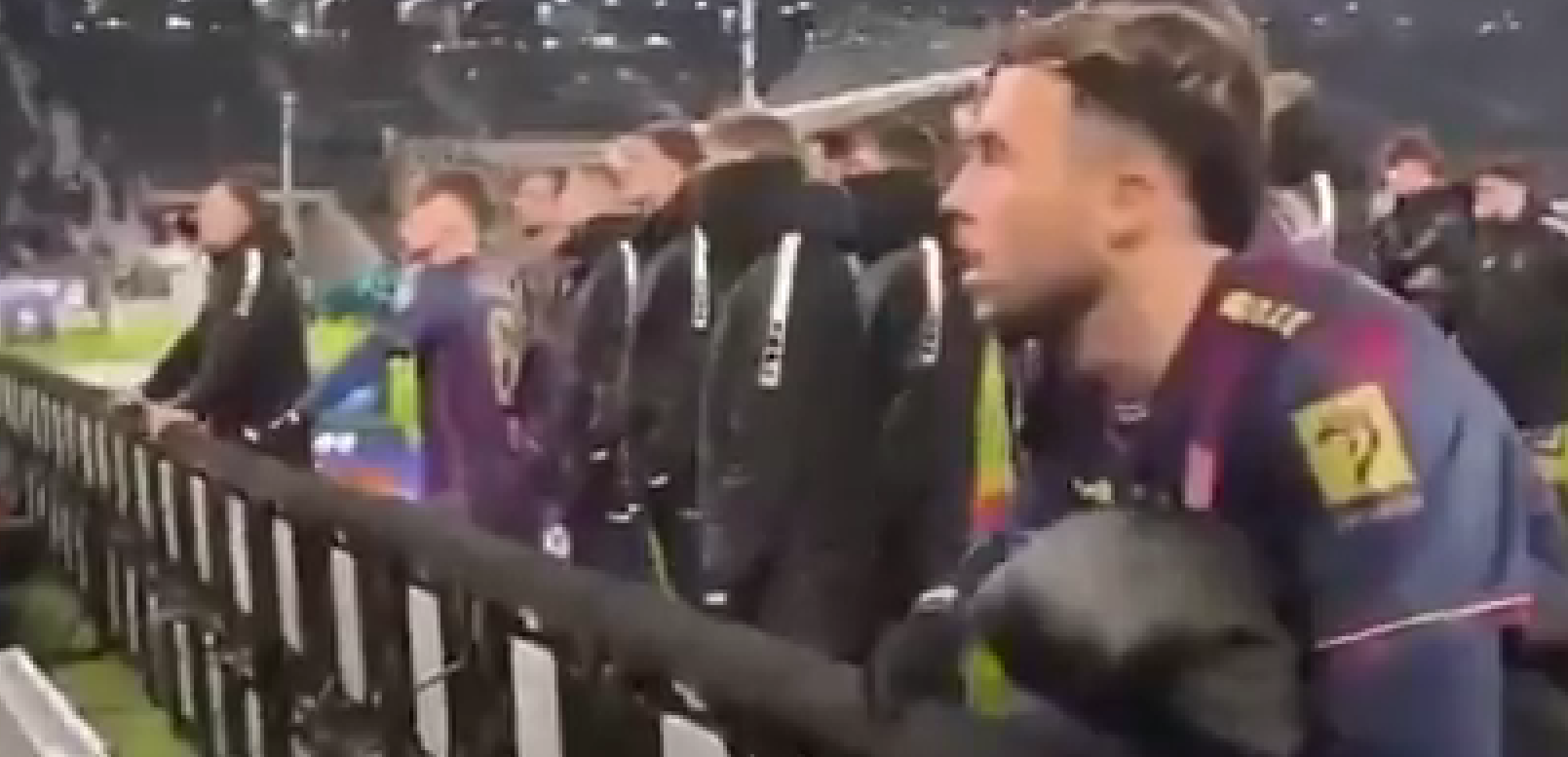 Skandal i patologia po kolejnej wpadce Pogoni. Kibole grożą piłkarzom. „Wjeżdżamy na trening i was wszystkich rozp*******my” Obraz wpisu