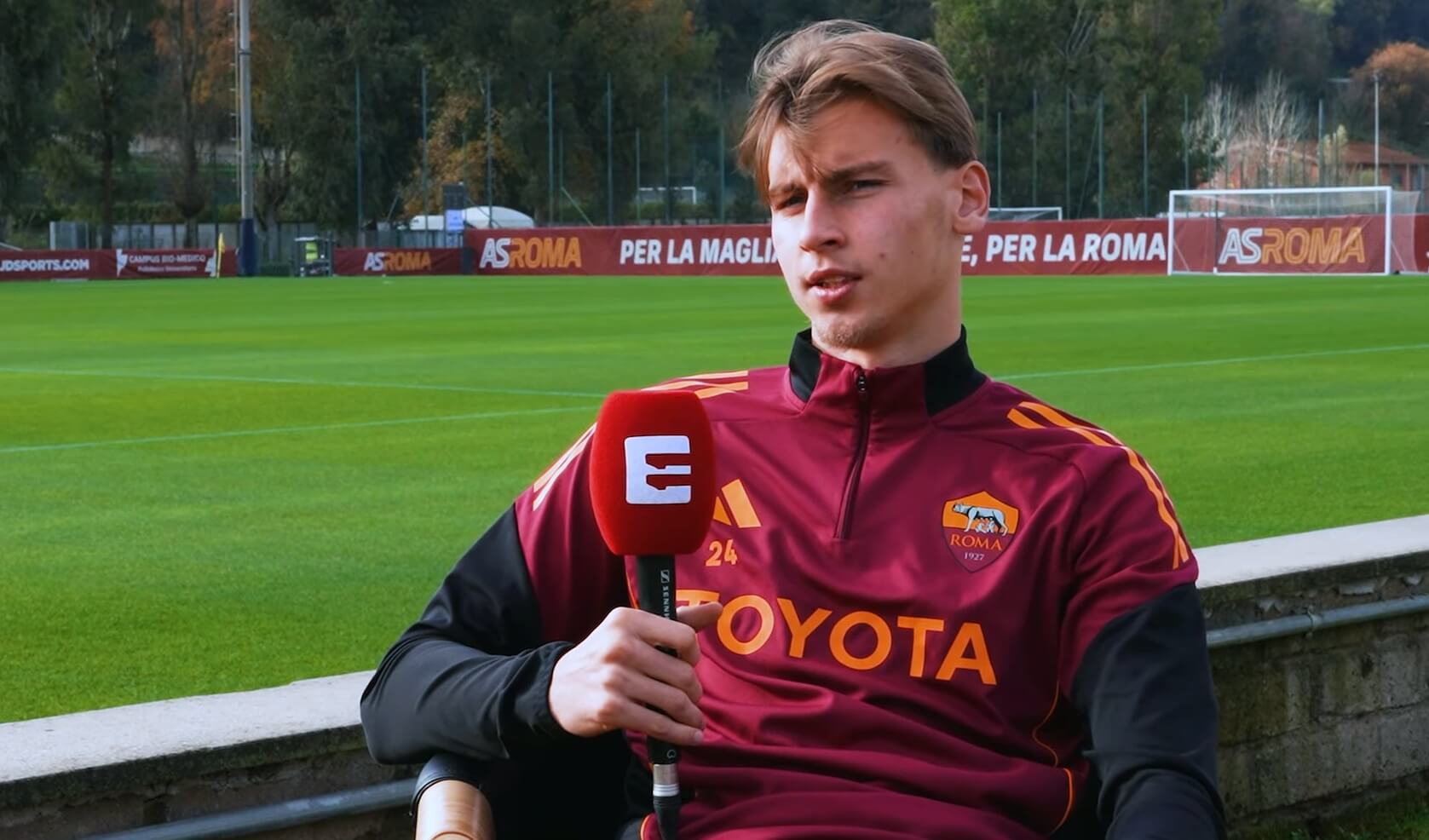 Jan Ziółkowski zachwycony pracą z Goncalo Feio. „To było najlepsze, co mogło się stać dla młodych zawodników” Obraz wpisu