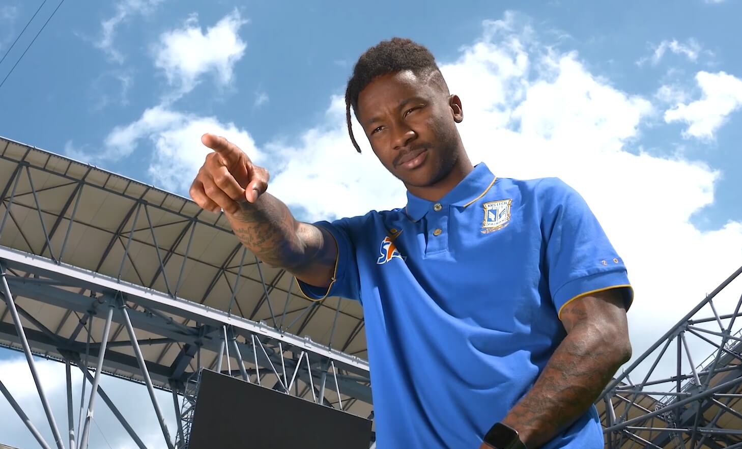 Adriel Ba Loua kontynuuje swoje przygody. Tym razem zapomniał wyrobić paszport Obraz wpisu