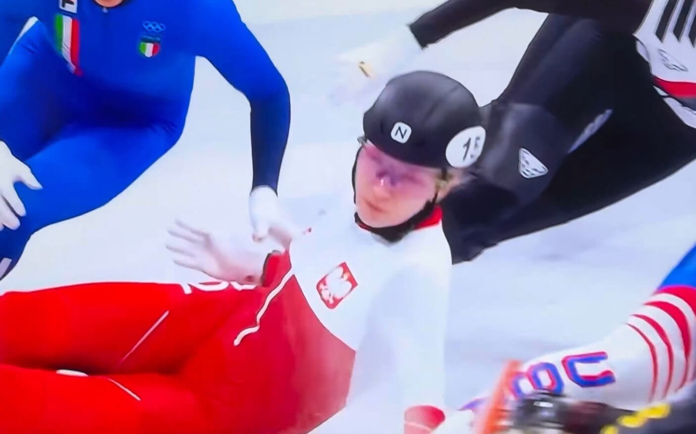 Dramatyczny wypadek polskiej olimpijki. Została uderzona łyżwą w twarz [WIDEO] Obraz wpisu