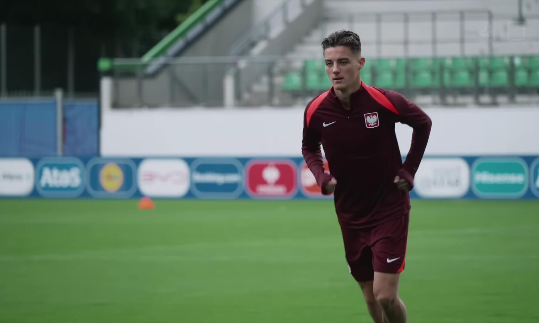 Kacper Urbański rozchwytywany na rynku. Chce go klub z LaLiga! Zdjęcie główne wpisu